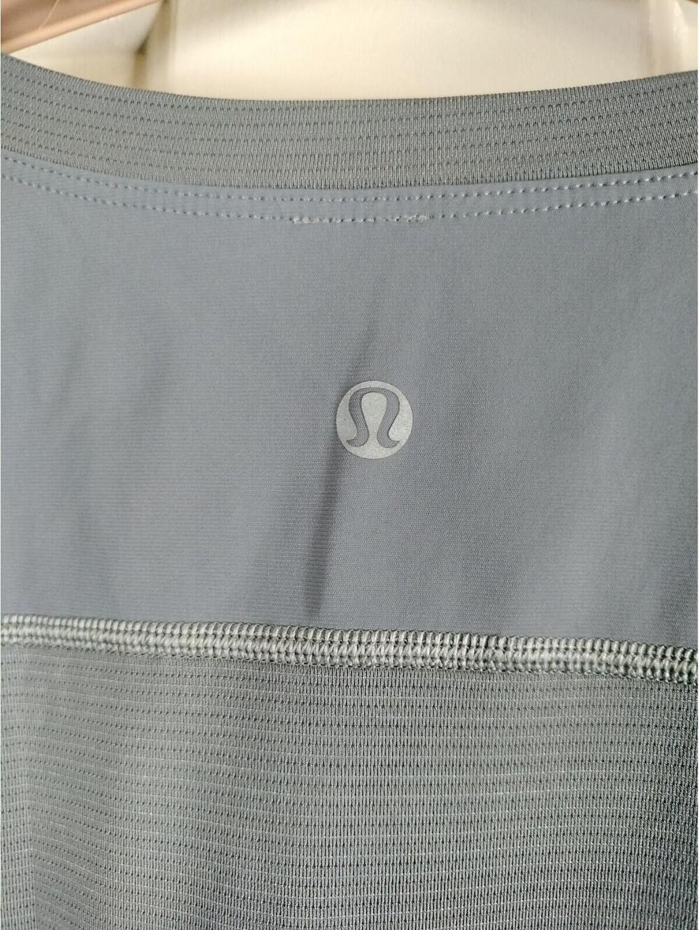 Lululemon Men's Metal Vent Tech Short Sleeve Shirt Gray Stripes Size L Large - Picture 5 of 7